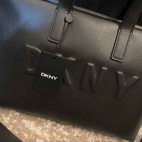 DKNY Tilly SM Zip Tote (Black) - Picture 4 of 9